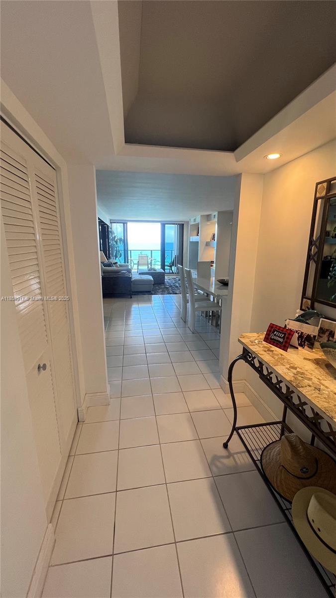 Photo of 2301 Ocean Dr  #601, Hollywood, Florida, 33019 - 