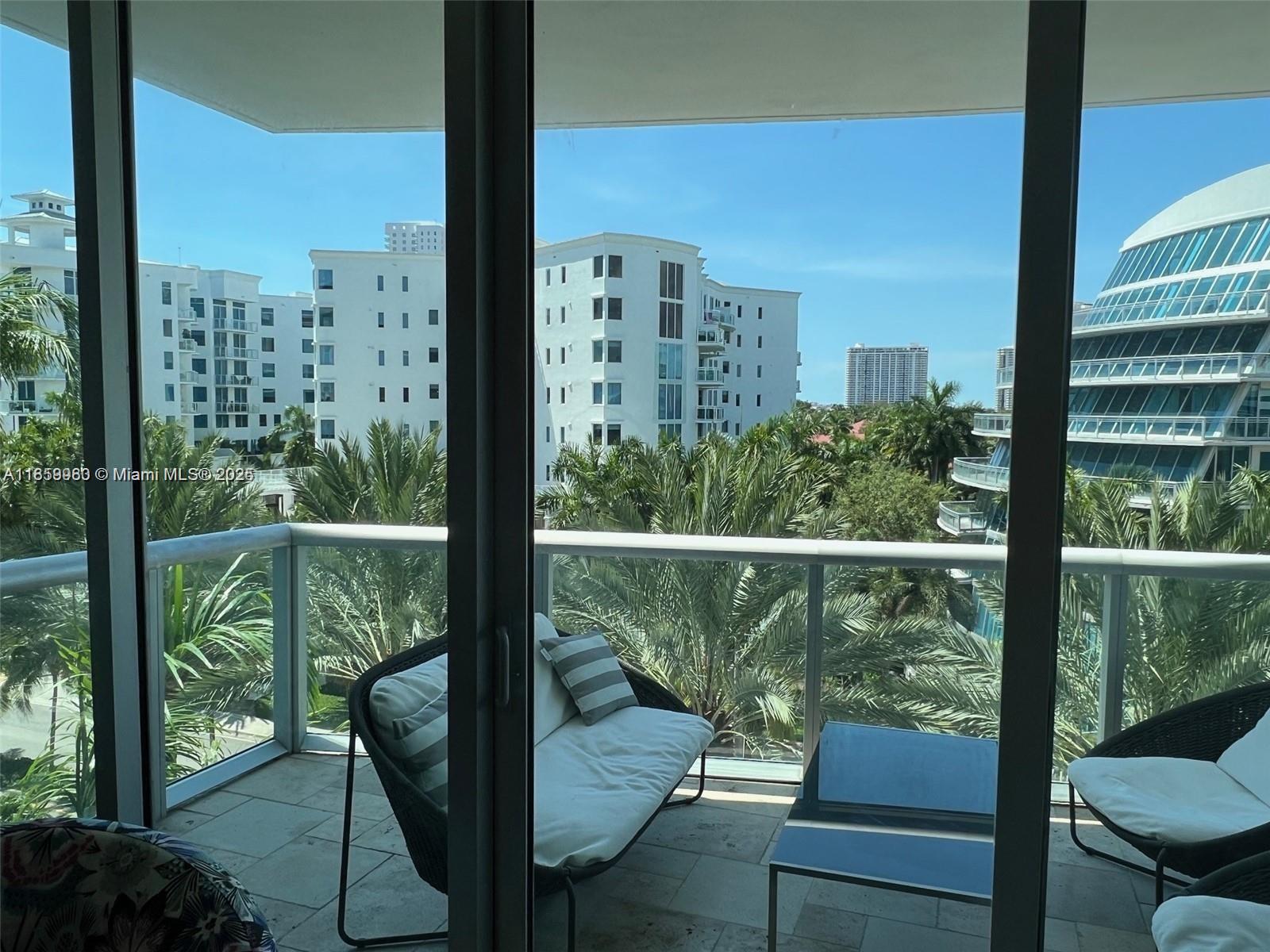 Photo of 3131 188th St  #1-609, Aventura, Florida, 33180 - 
