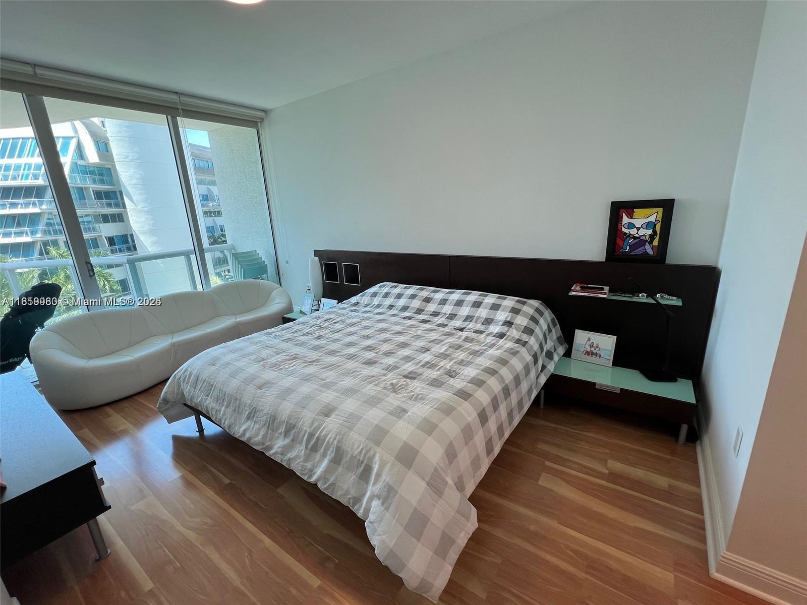 Photo of 3131 188th St  #1-609, Aventura, Florida, 33180 - 