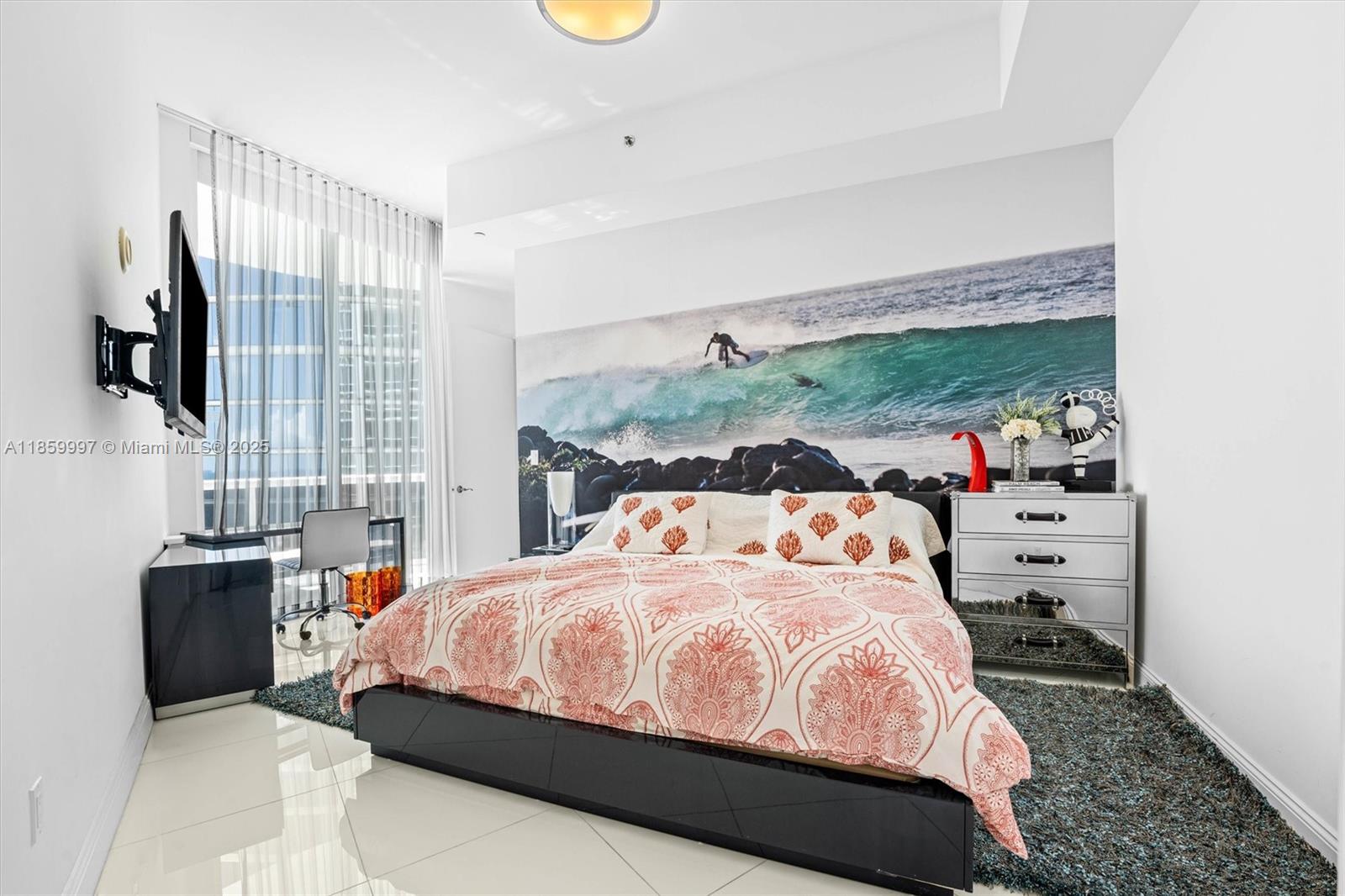 See details 3107 3 / 3 2084 sq. ft. $ 2025-08-16 0 Photo