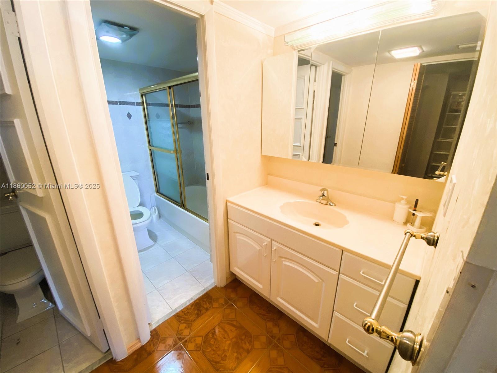 Photo of 20379 Country Club Dr  #935-3, Aventura, Florida, 33180 - 