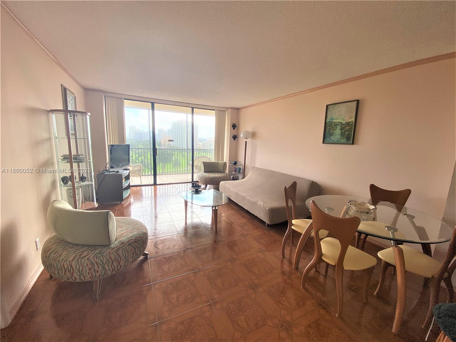 Photo of 20379 Country Club Dr  #935-3, Aventura, Florida, 33180 - 