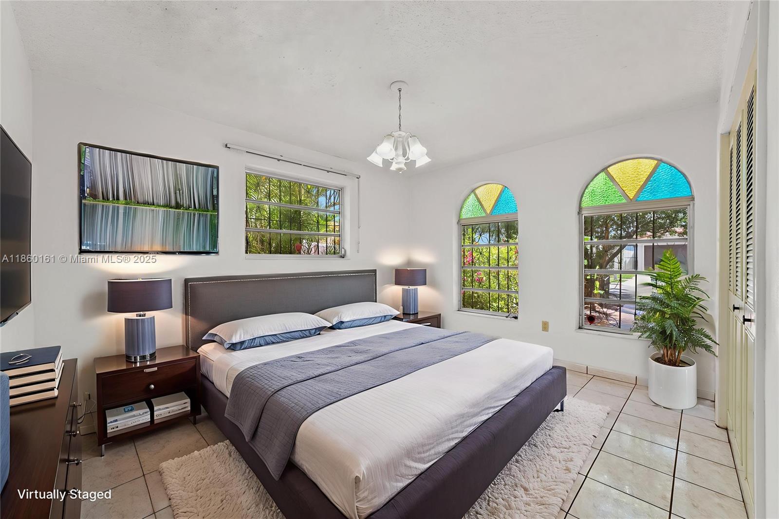 See details / 2514 sq. ft. $ 2025-08-16 0 Photo