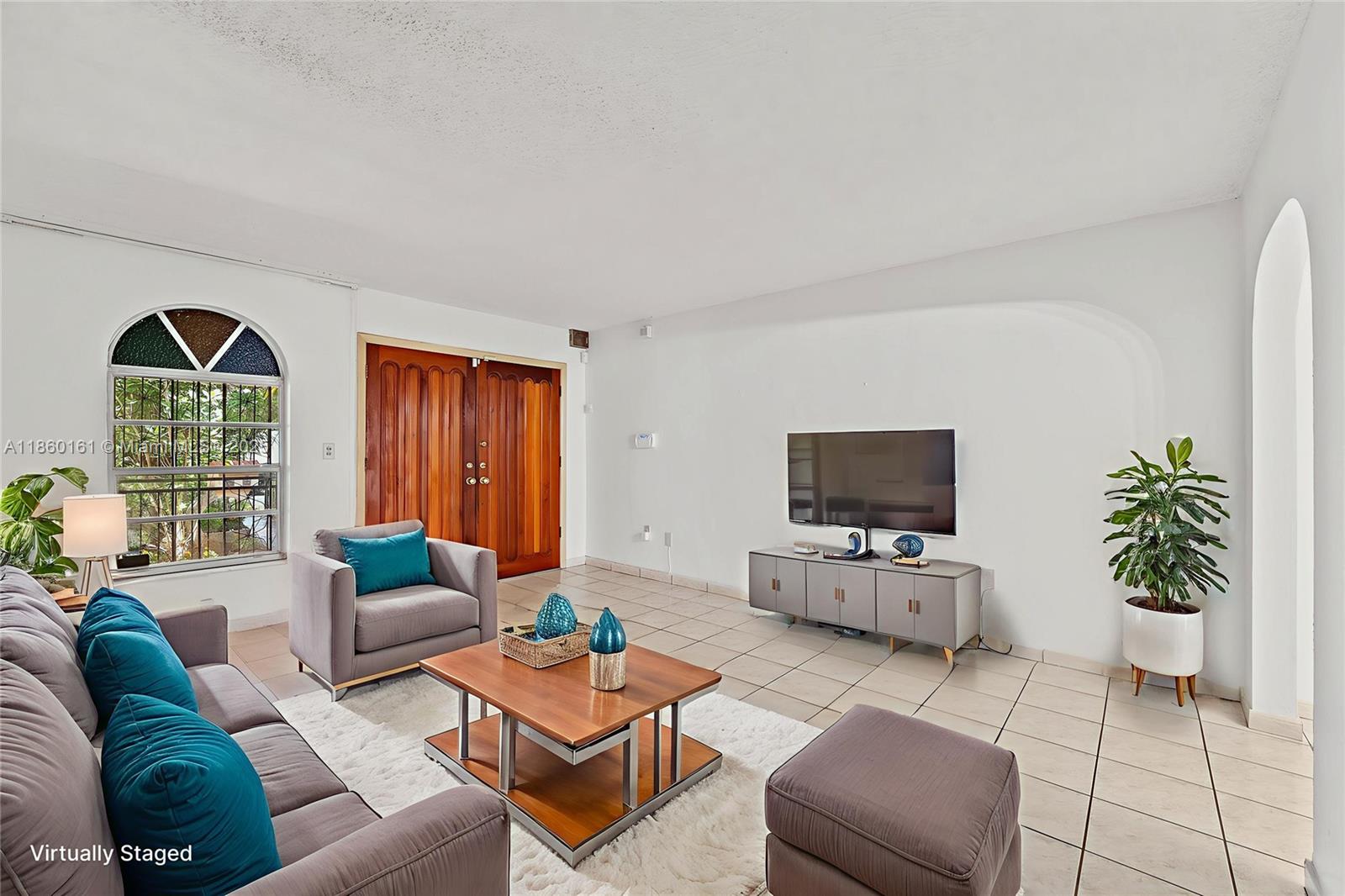 See details / 2514 sq. ft. $ 2025-08-16 0 Photo