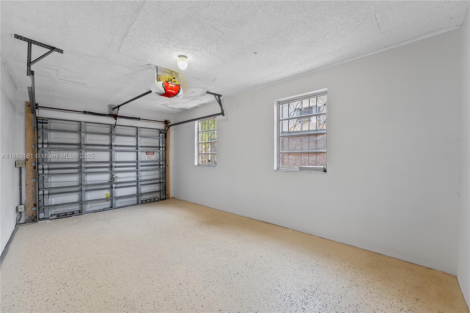 See details / 2514 sq. ft. $ 2025-08-16 0 Photo