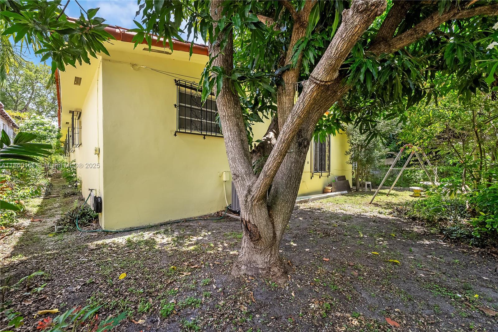 See details / 2514 sq. ft. $ 2025-08-16 0 Photo