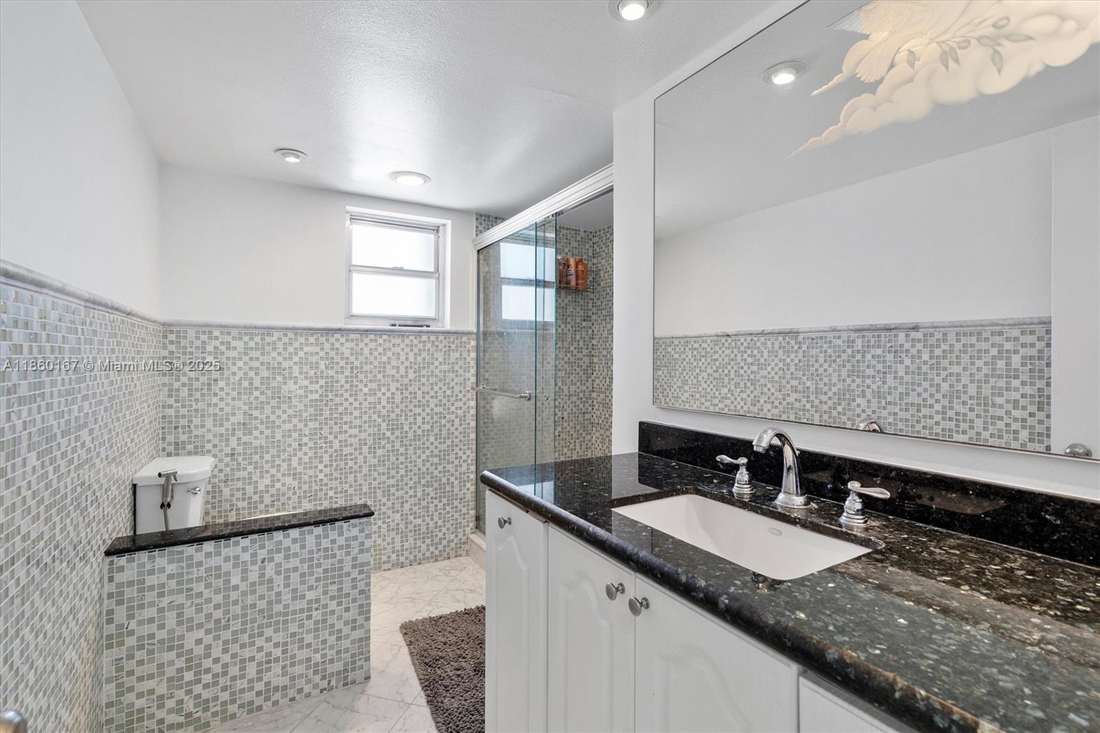 Photo of 2201 Ocean Dr  #1705, Hollywood, Florida, 33019 - 