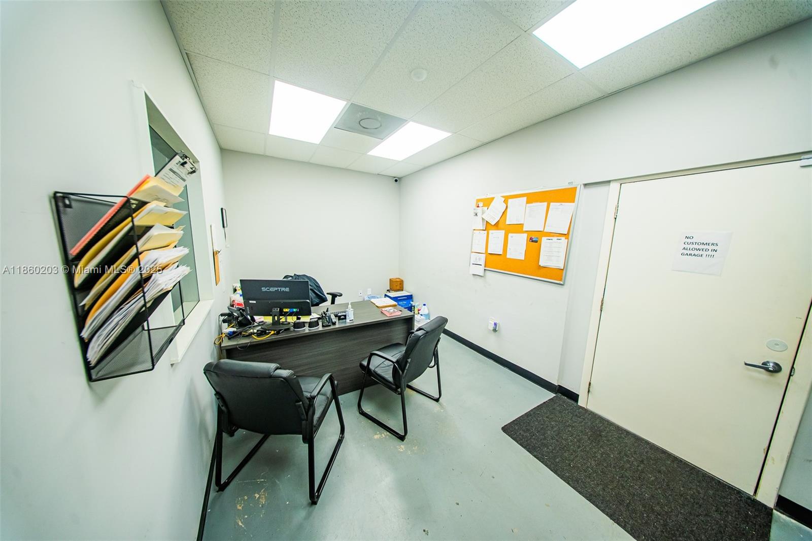 See details / sq. ft. $ 2025-08-17 0 Photo