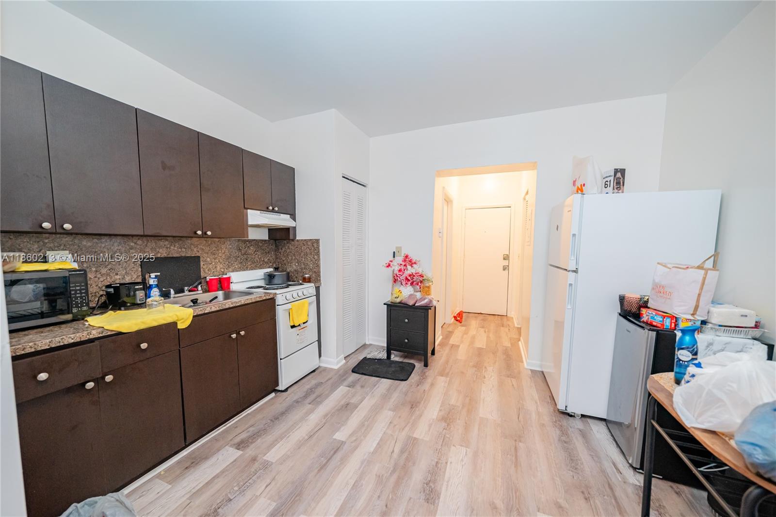 See details / sq. ft. $ 2025-08-17 0 Photo
