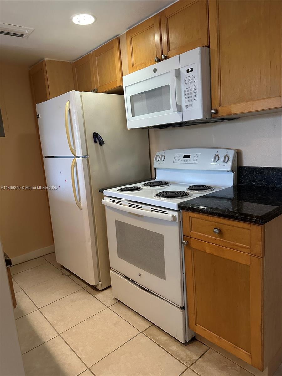   /   sq. ft. $ 2025-08-17 0 Photo