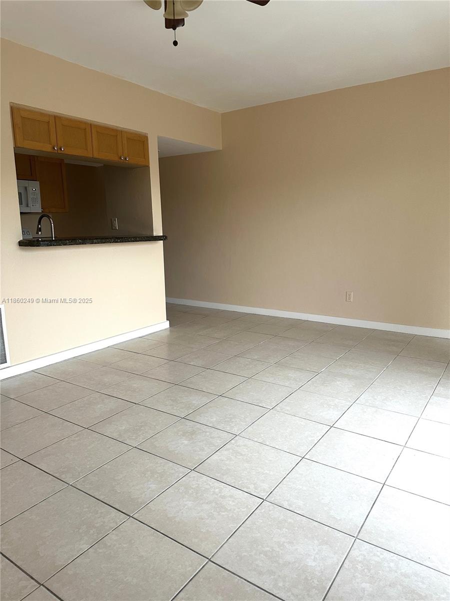   /   sq. ft. $ 2025-08-17 0 Photo