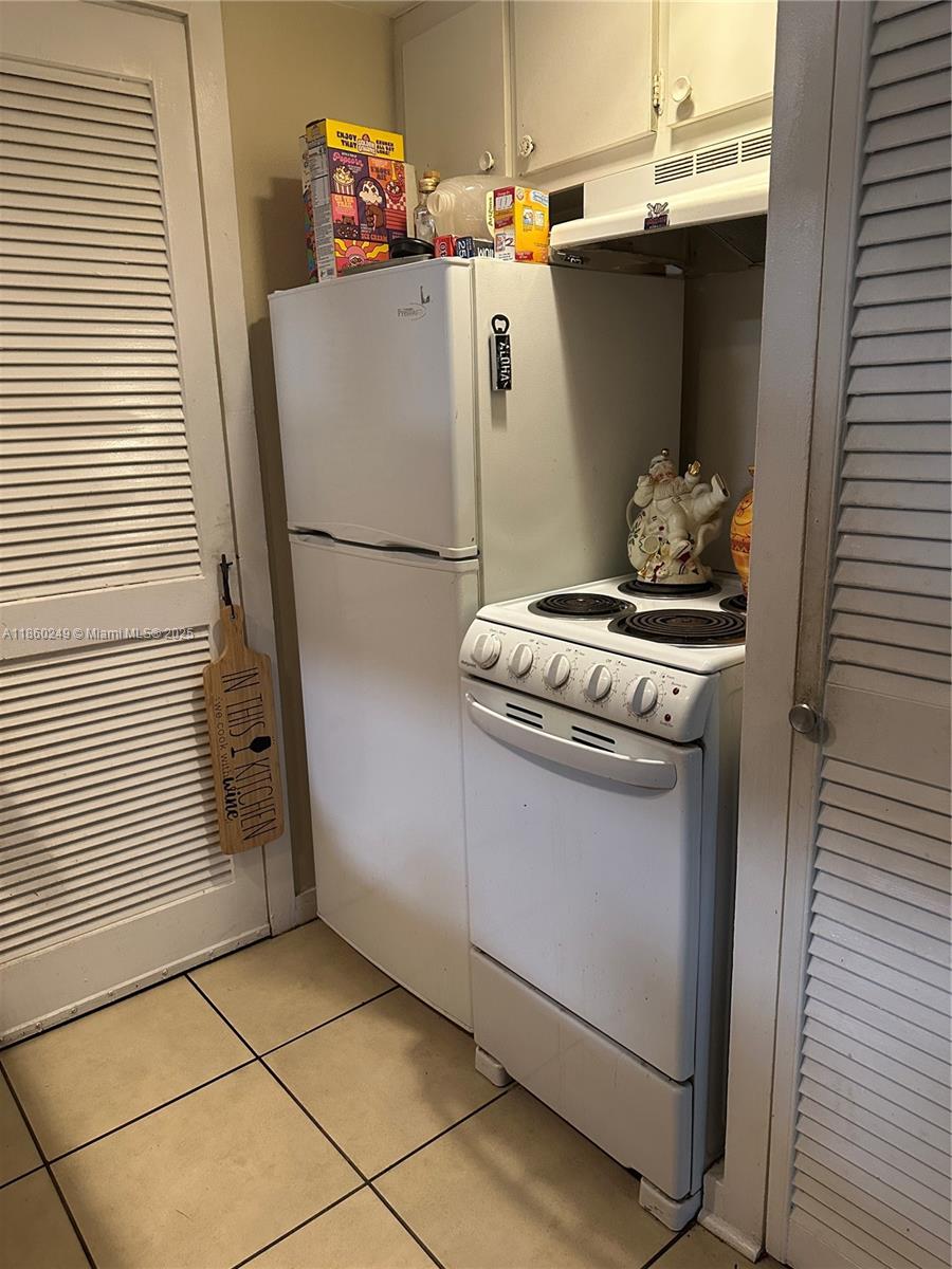   /   sq. ft. $ 2025-08-17 0 Photo