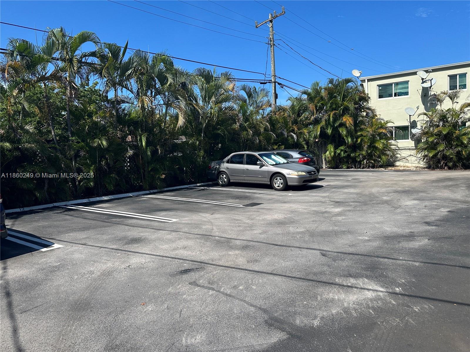   /   sq. ft. $ 2025-08-17 0 Photo