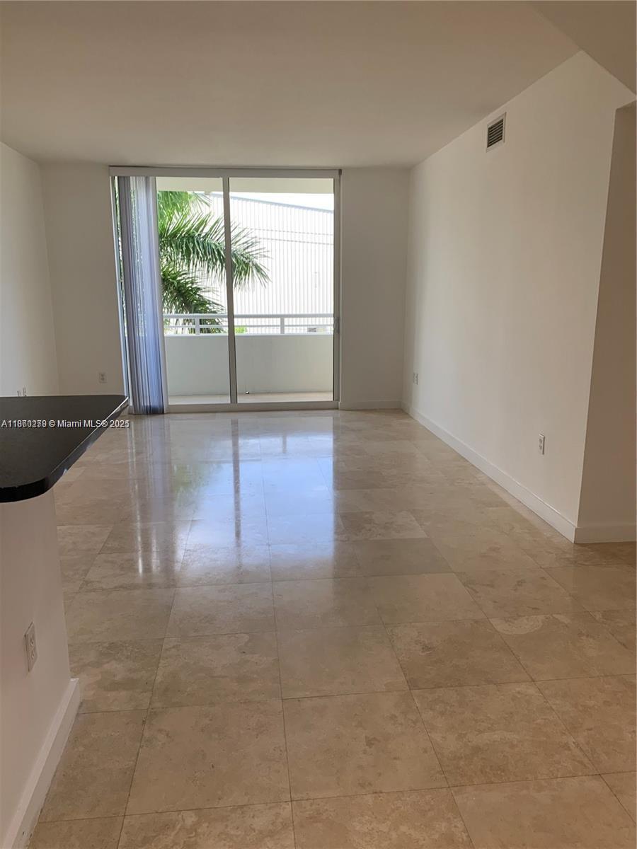Photo of 18800 29th Ave #316, Aventura, Florida, 33180 -