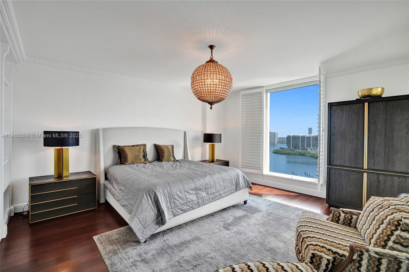 1802 3 / 4 2840 sq. ft. $ 2025-08-17 0 Photo