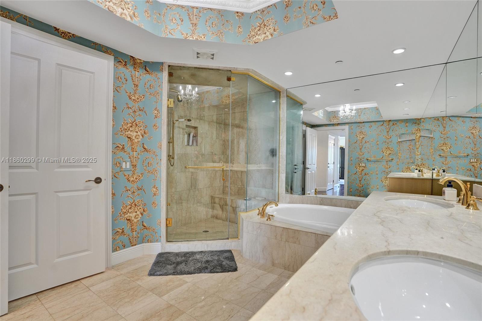 1802 3 / 4 2840 sq. ft. $ 2025-08-17 0 Photo