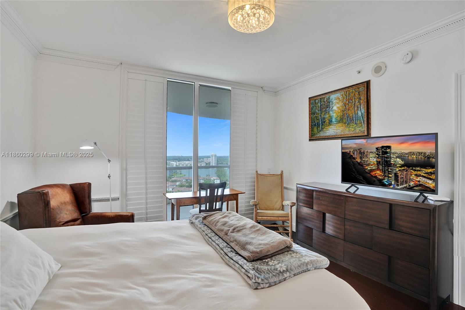 1802 3 / 4 2840 sq. ft. $ 2025-08-17 0 Photo