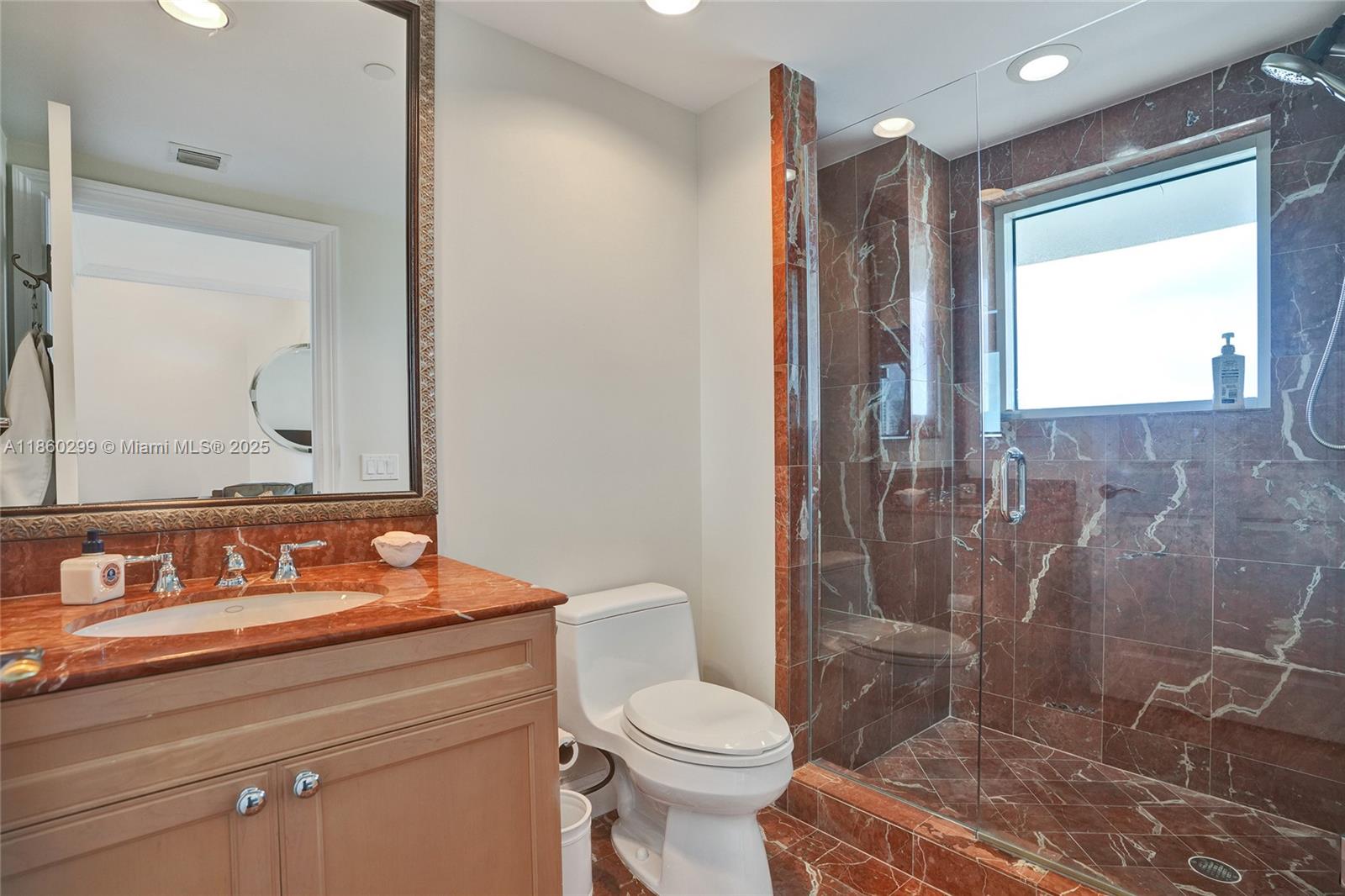 1802 3 / 4 2840 sq. ft. $ 2025-08-17 0 Photo