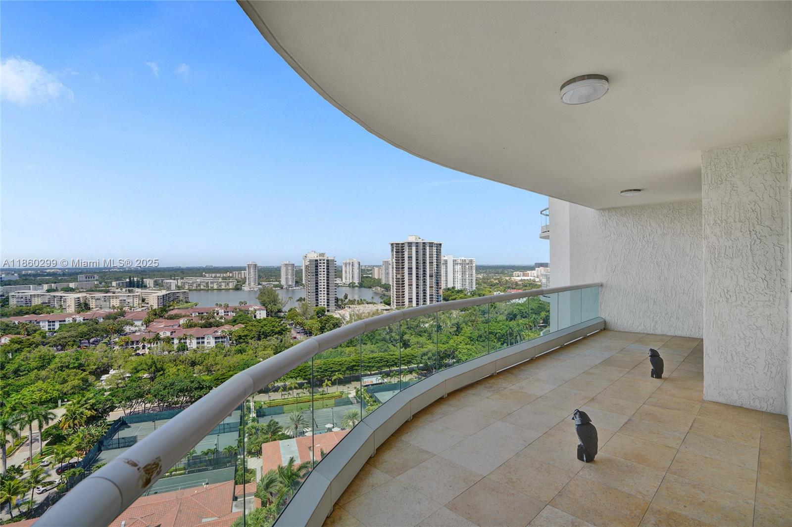 1802 3 / 4 2840 sq. ft. $ 2025-08-17 0 Photo