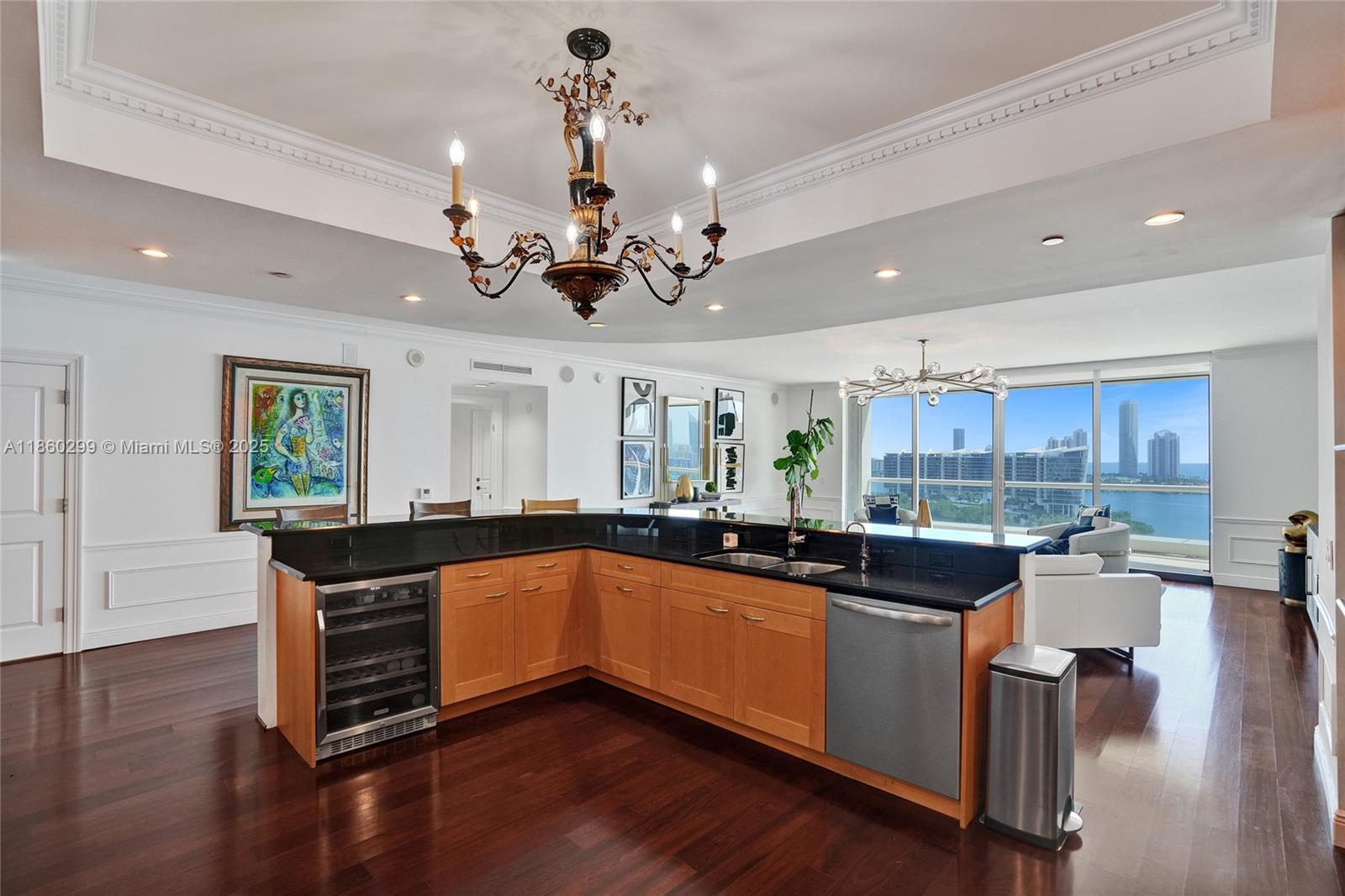 1802 3 / 4 2840 sq. ft. $ 2025-08-17 0 Photo