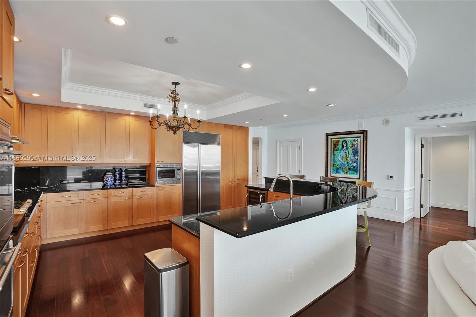 1802 3 / 4 2840 sq. ft. $ 2025-08-17 0 Photo
