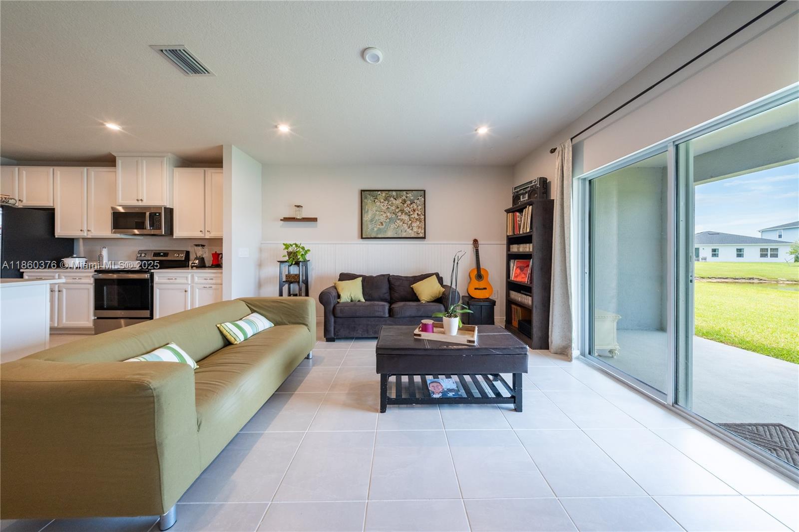 9454 3 / 2 1503 sq. ft. $ 2025-09-12 0 Photo