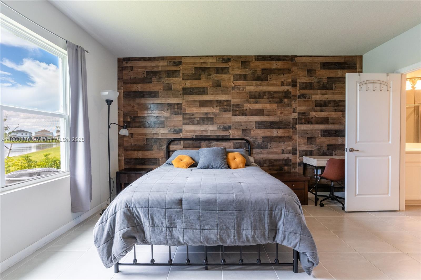 9454 3 / 2 1503 sq. ft. $ 2025-09-12 0 Photo