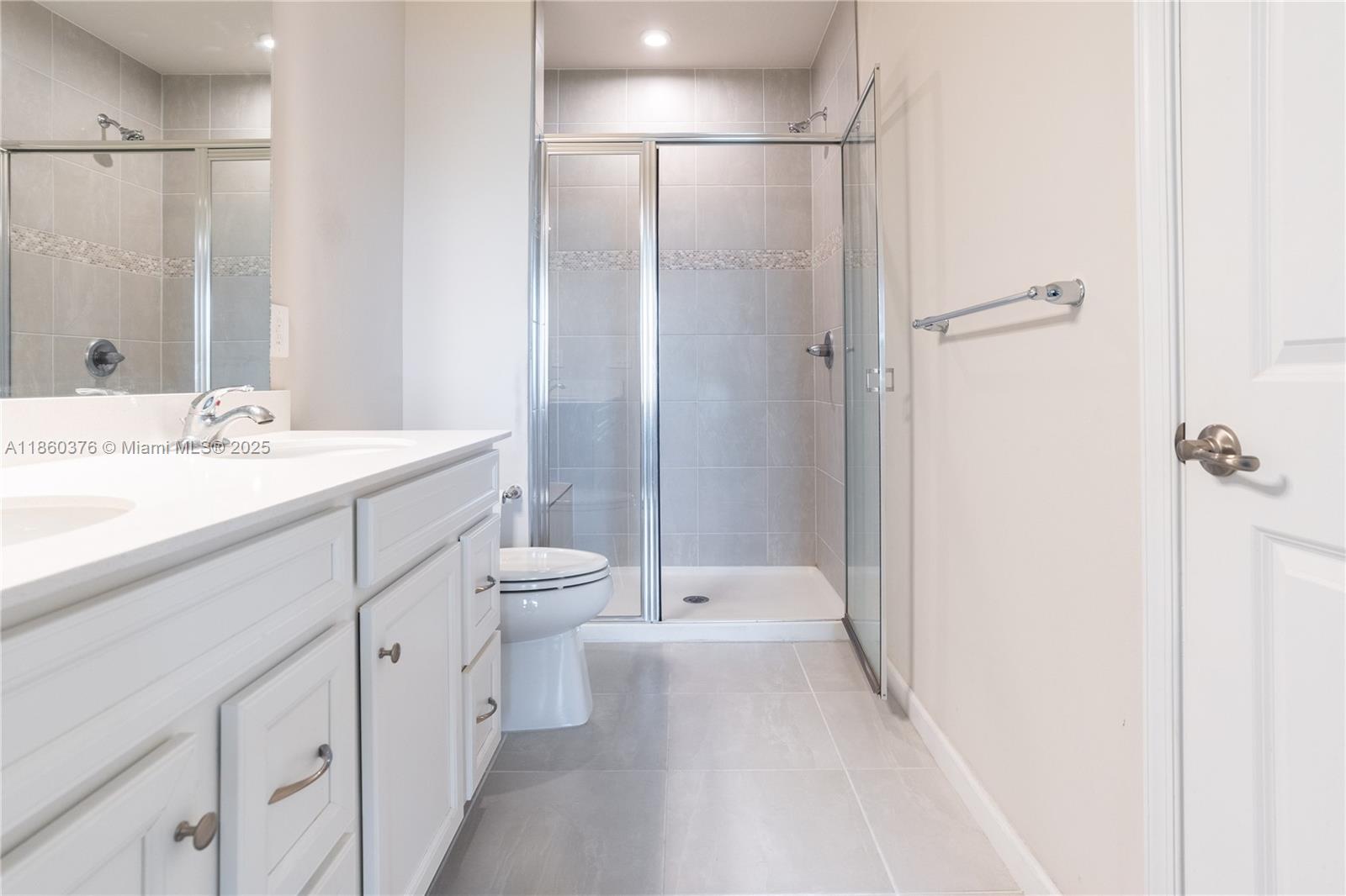 9454 3 / 2 1503 sq. ft. $ 2025-09-12 0 Photo