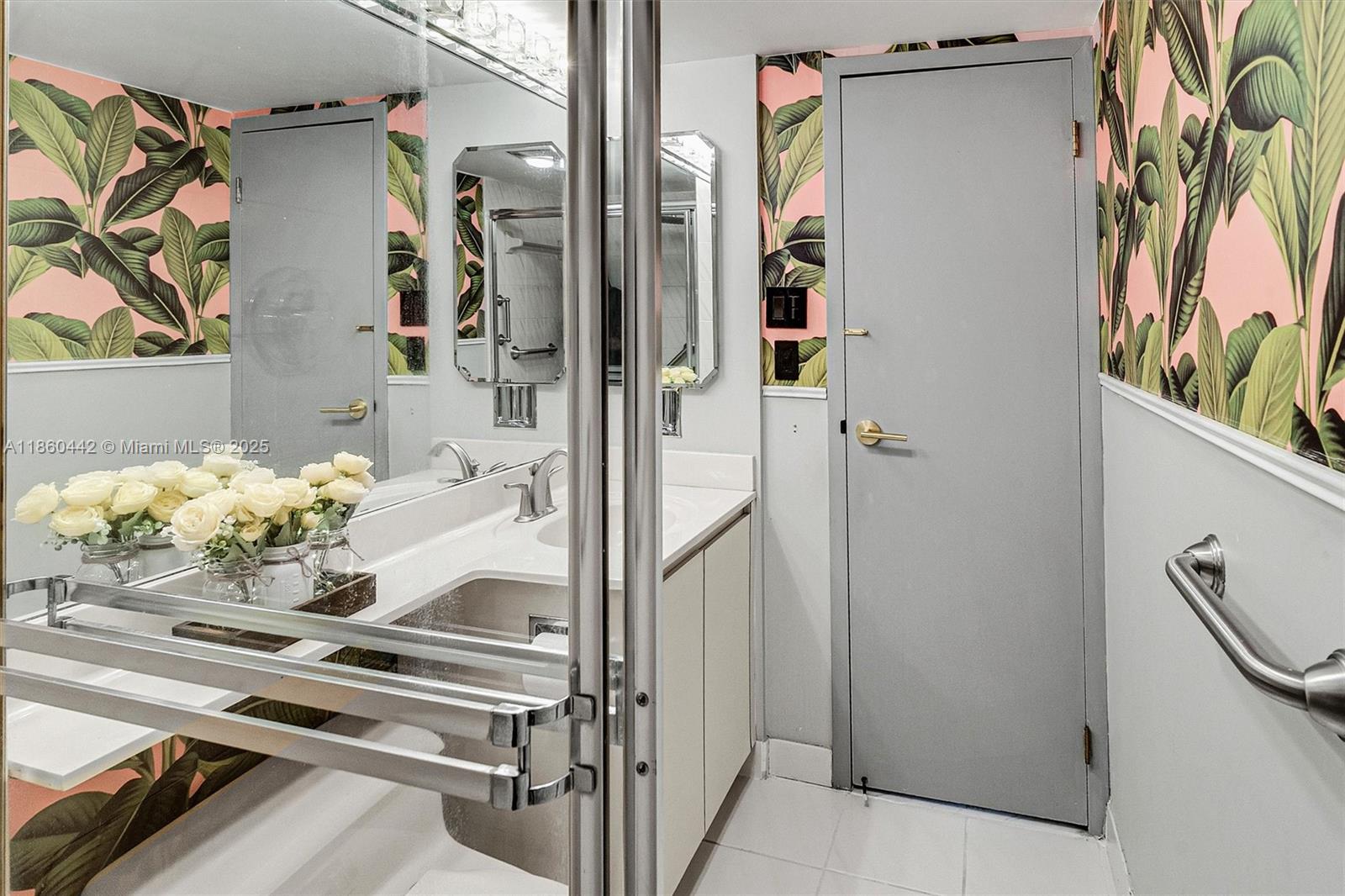 617 2 / 2 1521 sq. ft. $ 2025-08-18 0 Photo