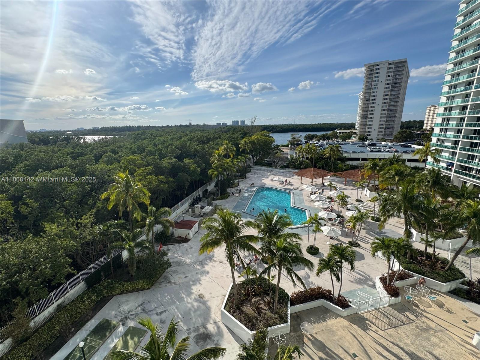 617 2 / 2 1521 sq. ft. $ 2025-08-18 0 Photo