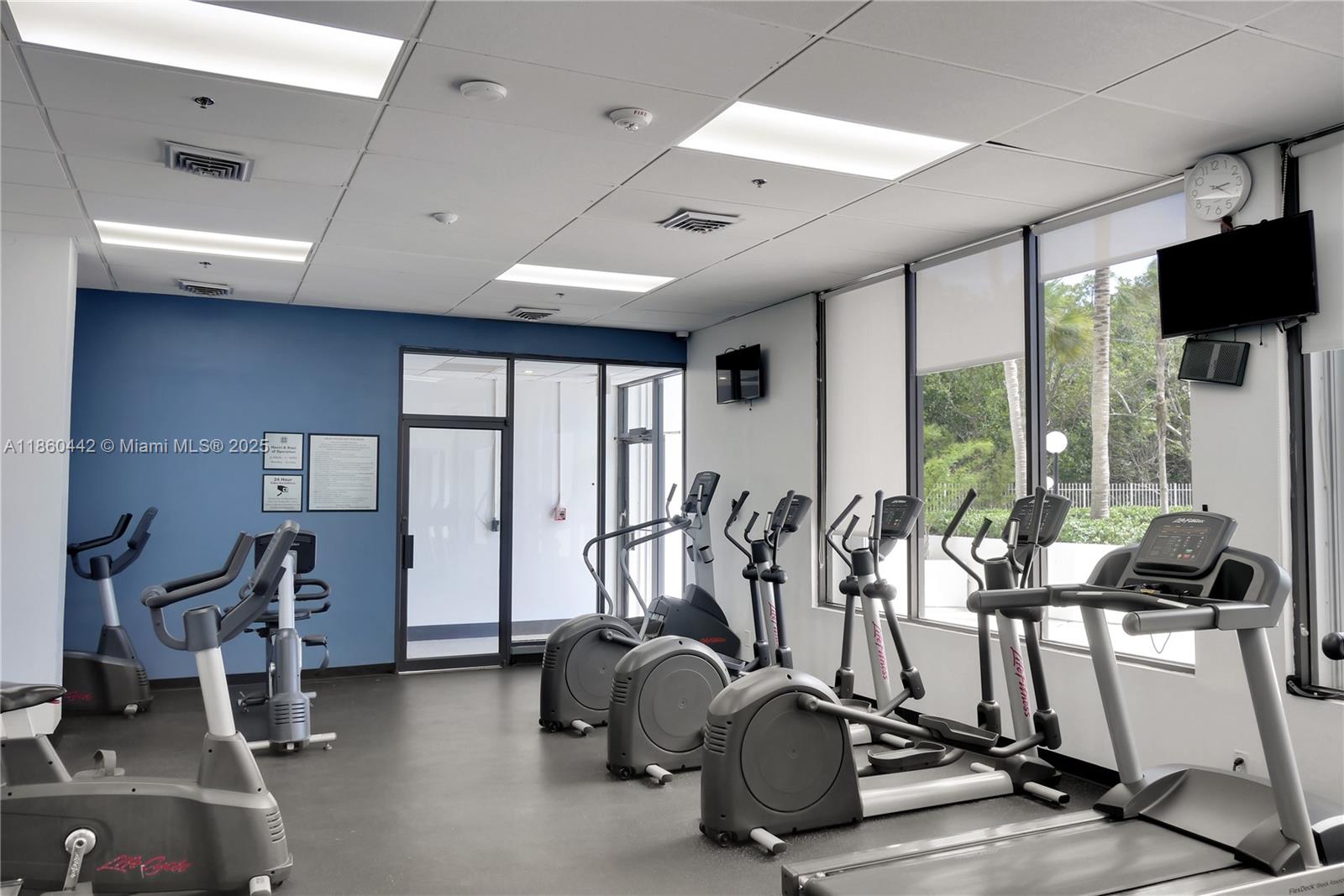 617 2 / 2 1521 sq. ft. $ 2025-08-18 0 Photo