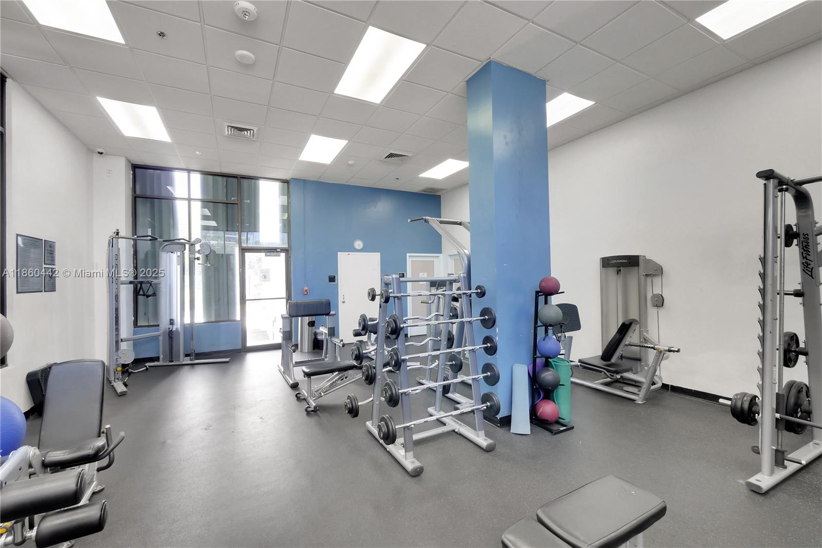 617 2 / 2 1521 sq. ft. $ 2025-08-18 0 Photo
