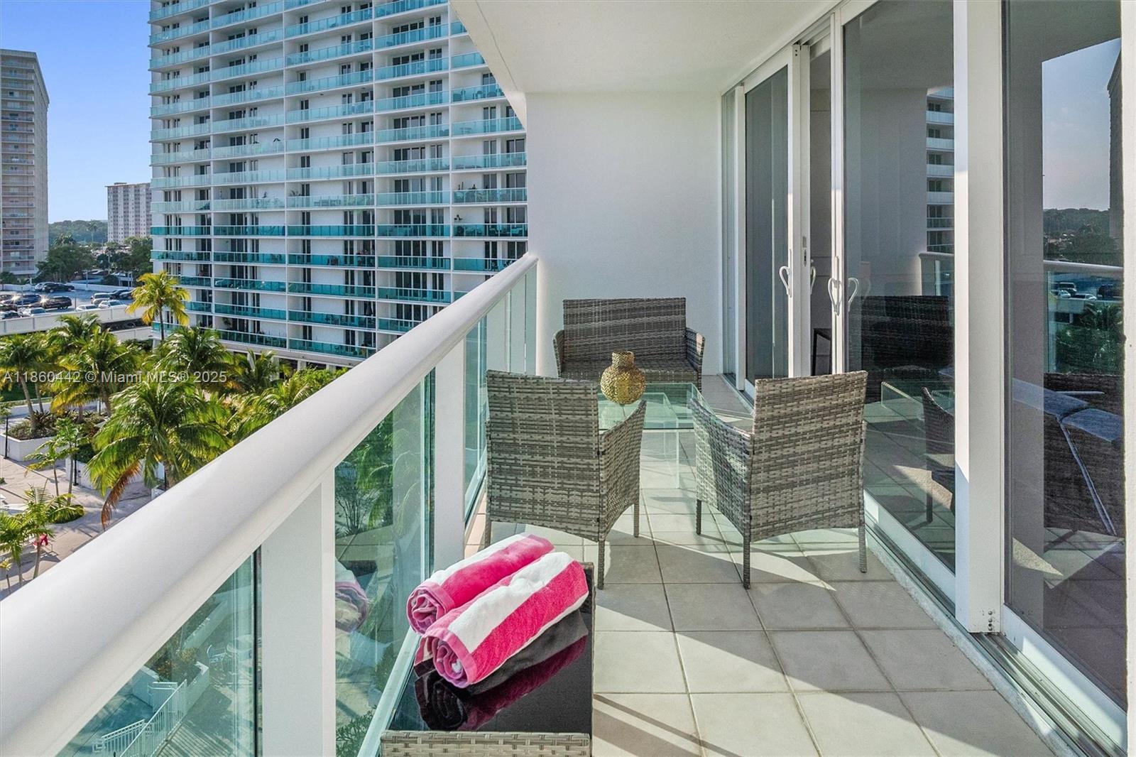 617 2 / 2 1521 sq. ft. $ 2025-08-18 0 Photo