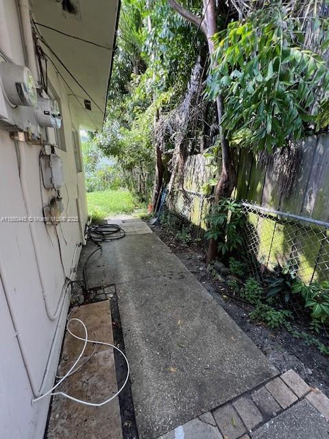 See details / 1255 sq. ft. $ 2025-08-18 0 Photo