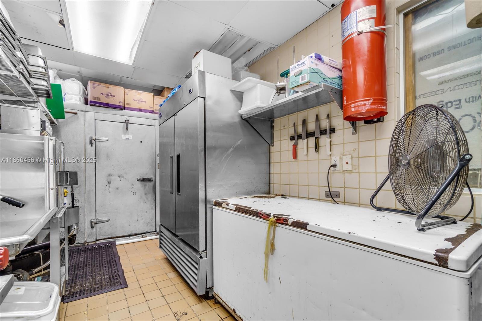   /   sq. ft. $ 2025-08-18 0 Photo