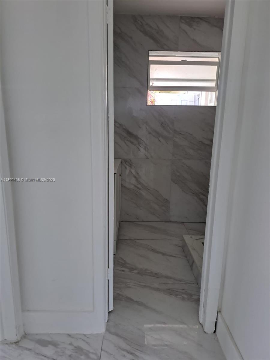   /  2362 sq. ft. $ 2025-08-18 0 foto