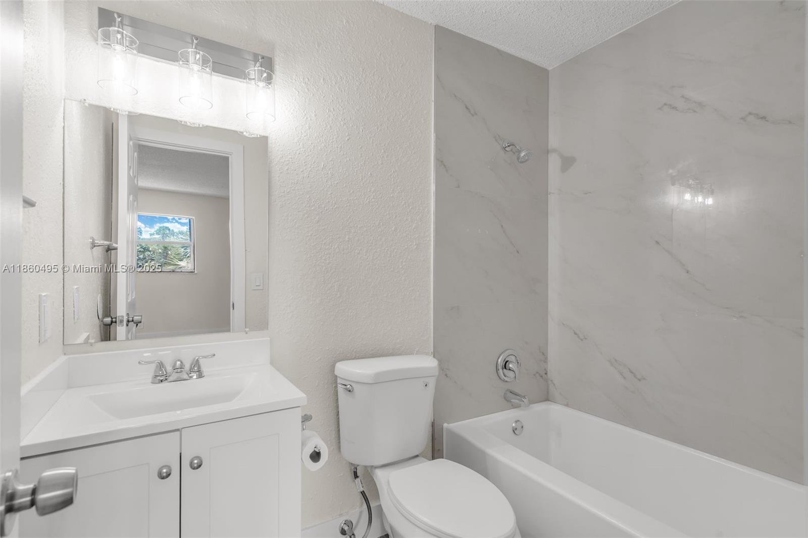   /  3209 sq. ft. $ 2025-08-18 0 Photo