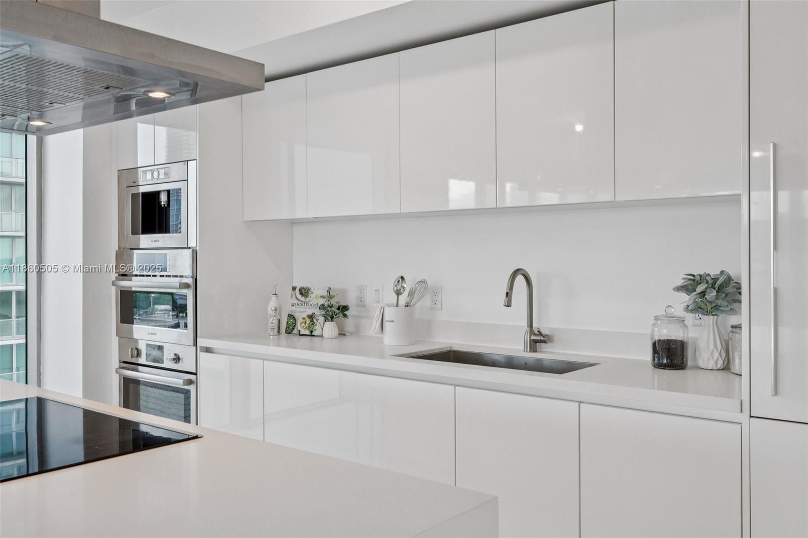 5-907 3 / 4 1892 sq. ft. $ 2025-08-18 0 Photo