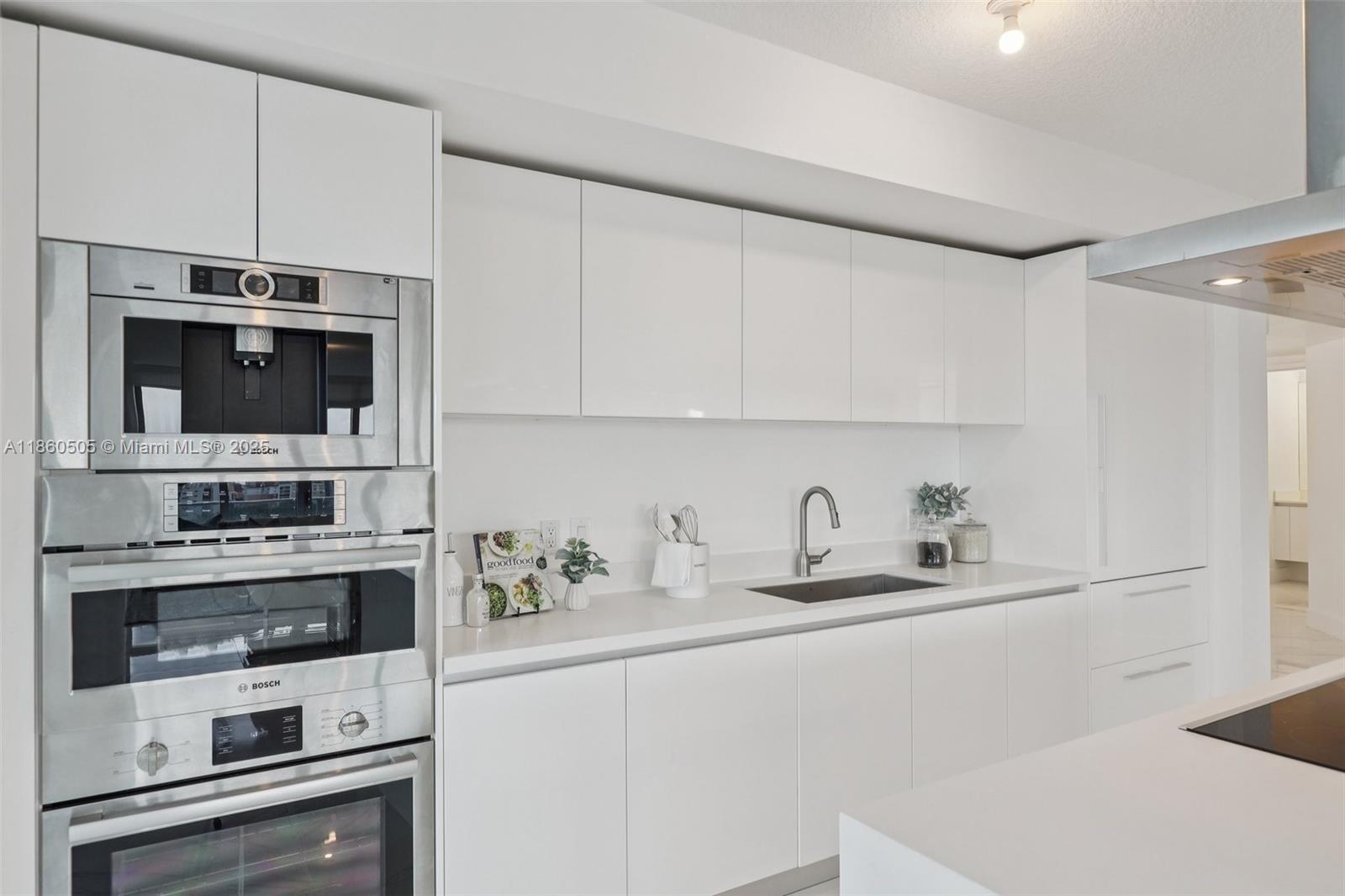 5-907 3 / 4 1892 sq. ft. $ 2025-08-18 0 Photo
