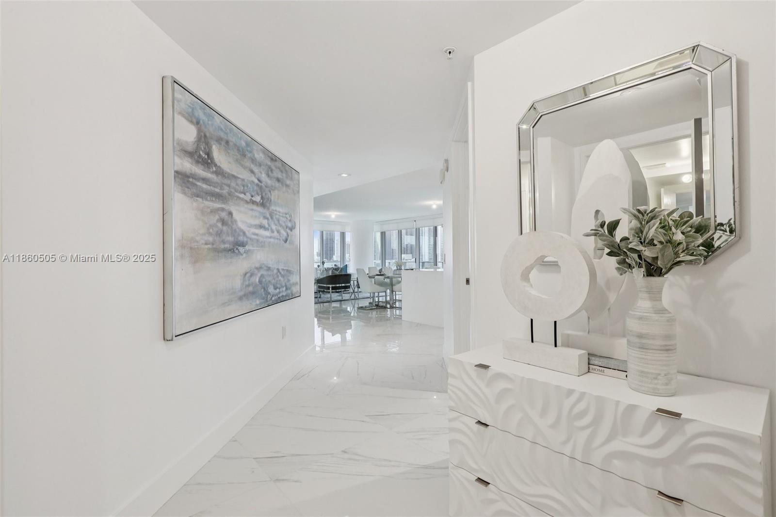 5-907 3 / 4 1892 sq. ft. $ 2025-08-18 0 Photo