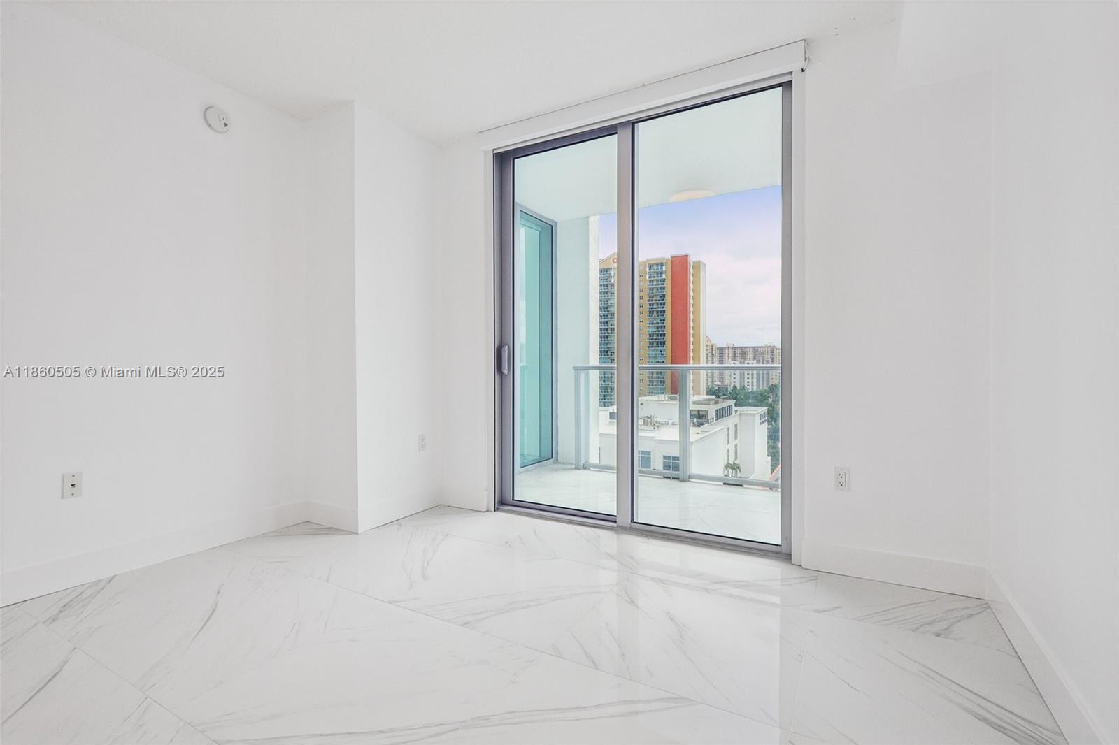 5-907 3 / 4 1892 sq. ft. $ 2025-08-18 0 Photo
