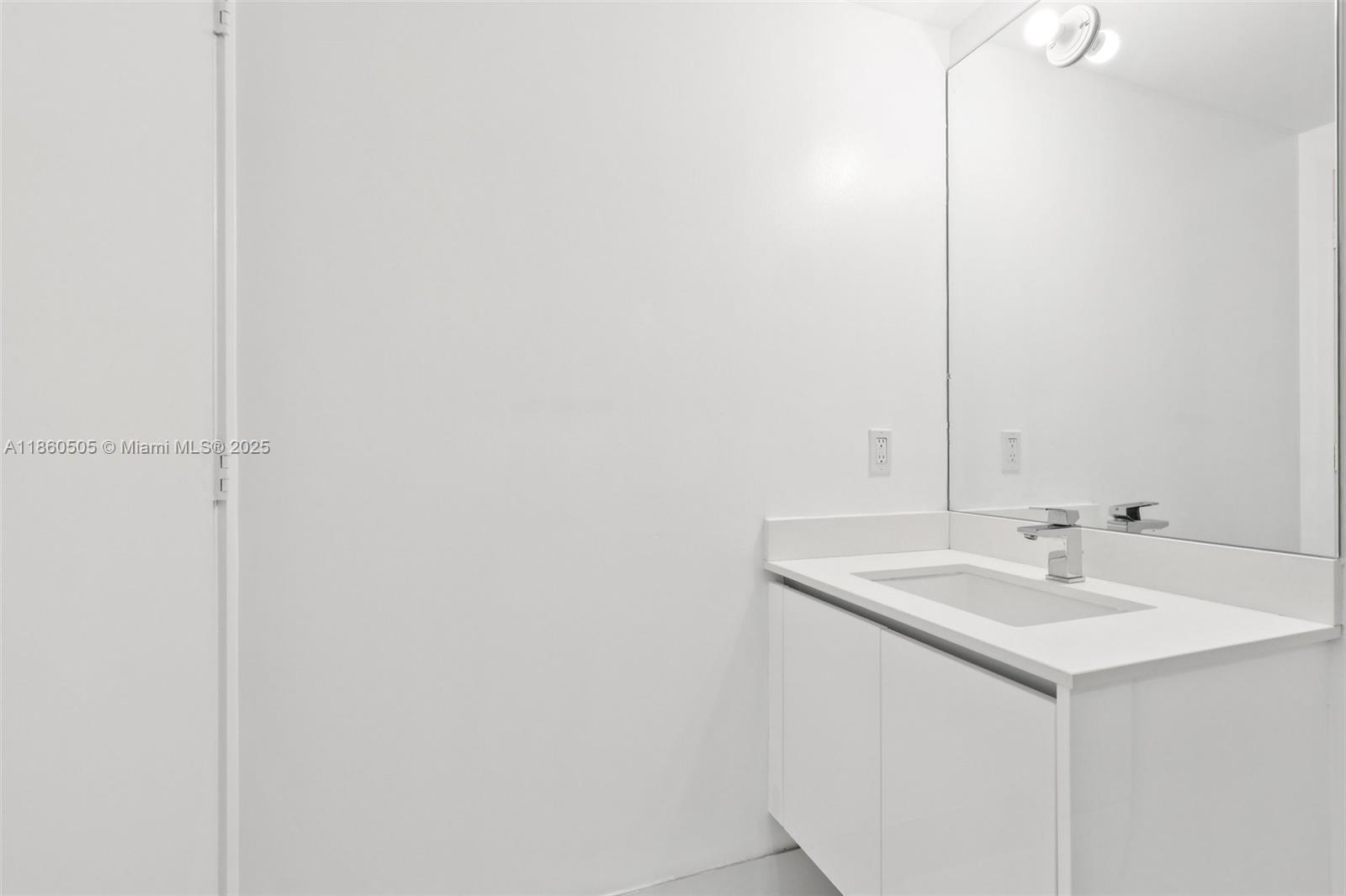 5-907 3 / 4 1892 sq. ft. $ 2025-08-18 0 Photo