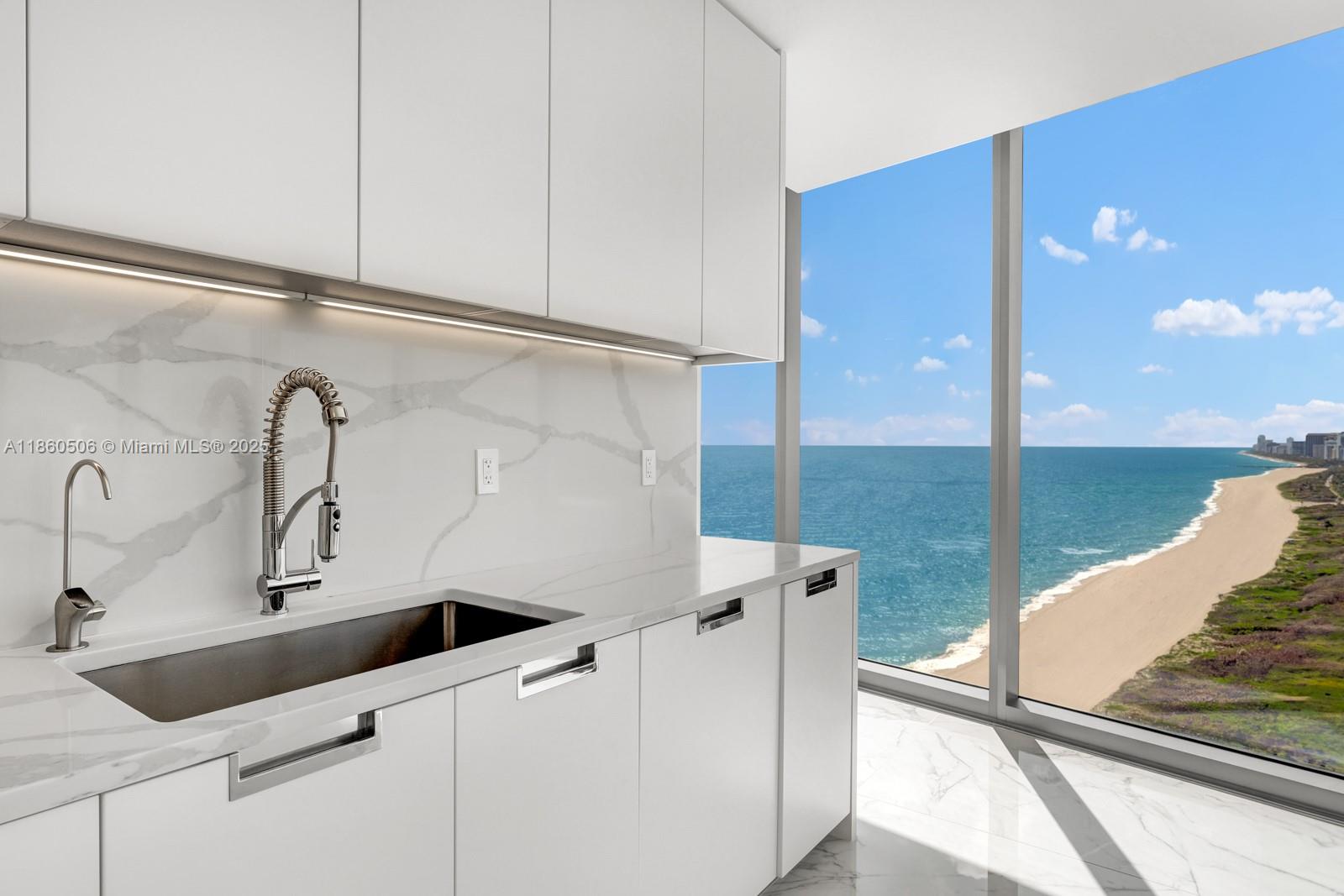 See details 1705 4 / 6 3640 sq. ft. $ 2025-08-18 0 Photo