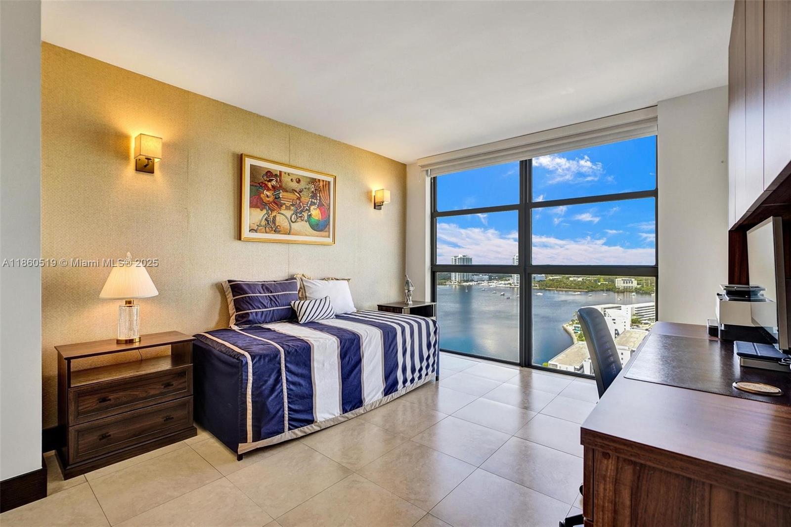 2309 3 / 3 1880 sq. ft. $ 2025-08-18 0 Photo