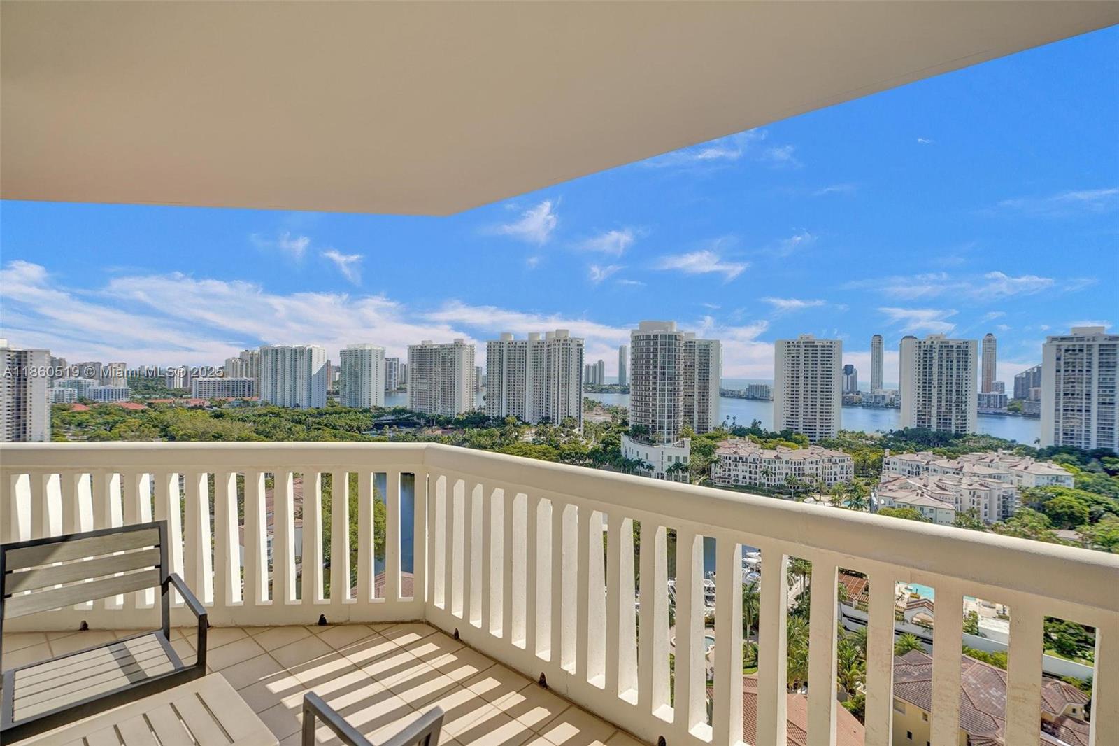 2309 3 / 3 1880 sq. ft. $ 2025-08-18 0 Photo