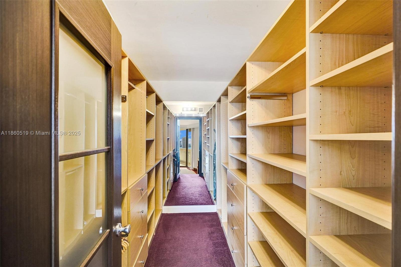 2309 3 / 3 1880 sq. ft. $ 2025-08-18 0 Photo
