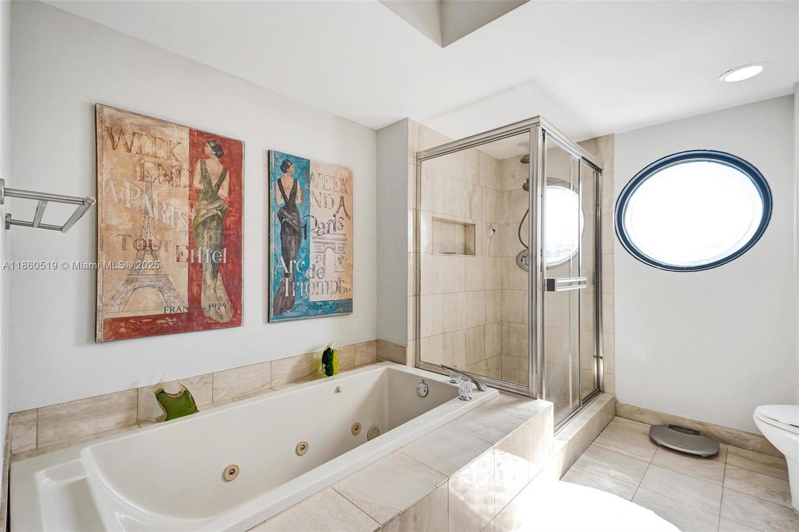 2309 3 / 3 1880 sq. ft. $ 2025-08-18 0 Photo