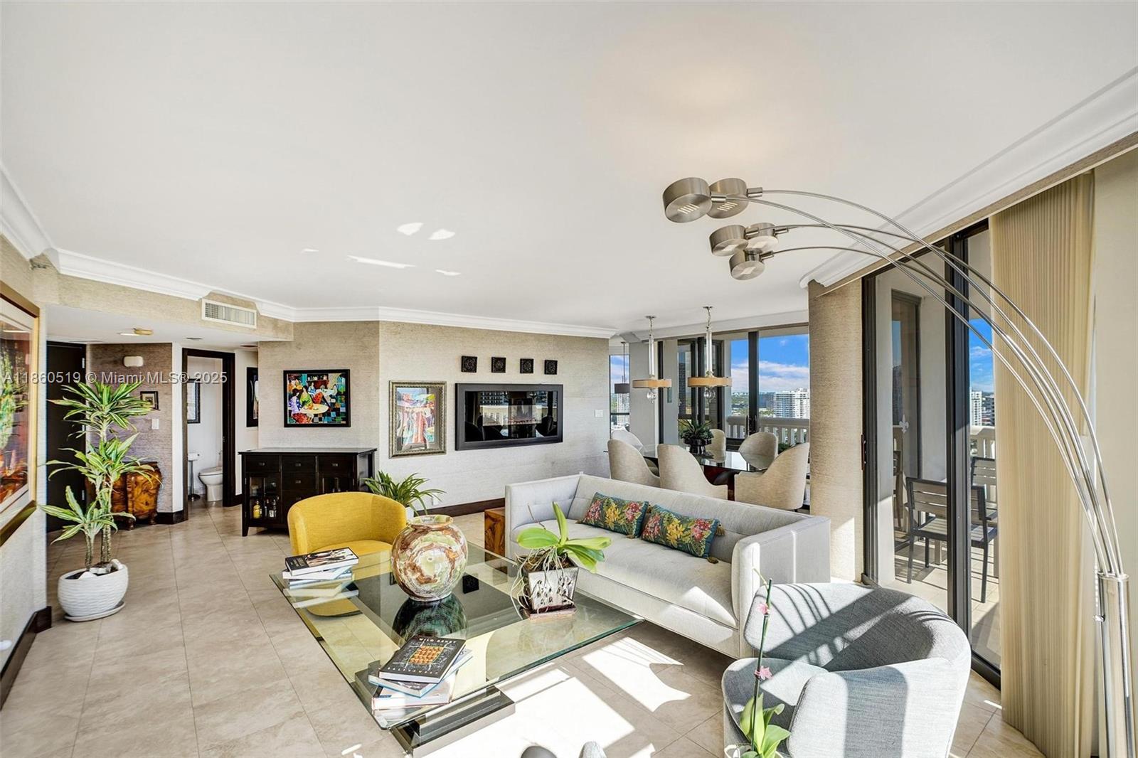 2309 3 / 3 1880 sq. ft. $ 2025-08-18 0 Photo