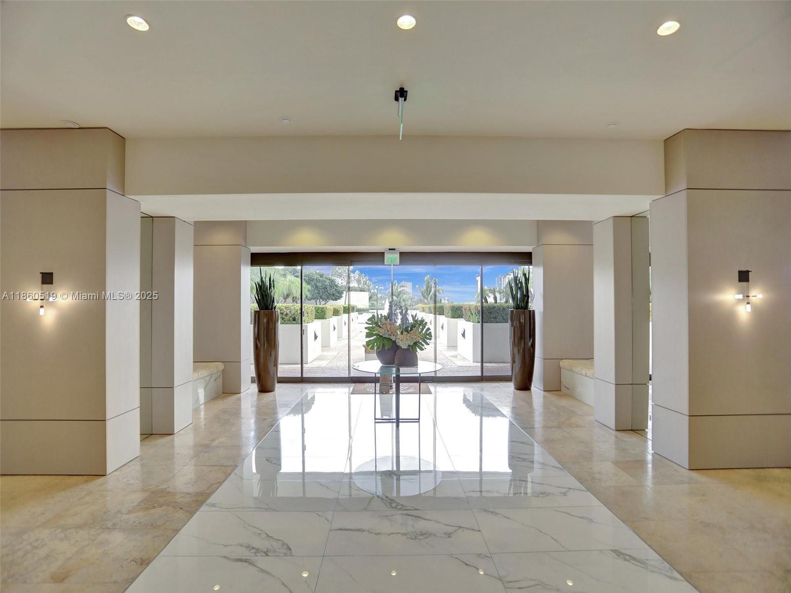 2309 3 / 3 1880 sq. ft. $ 2025-08-18 0 Photo