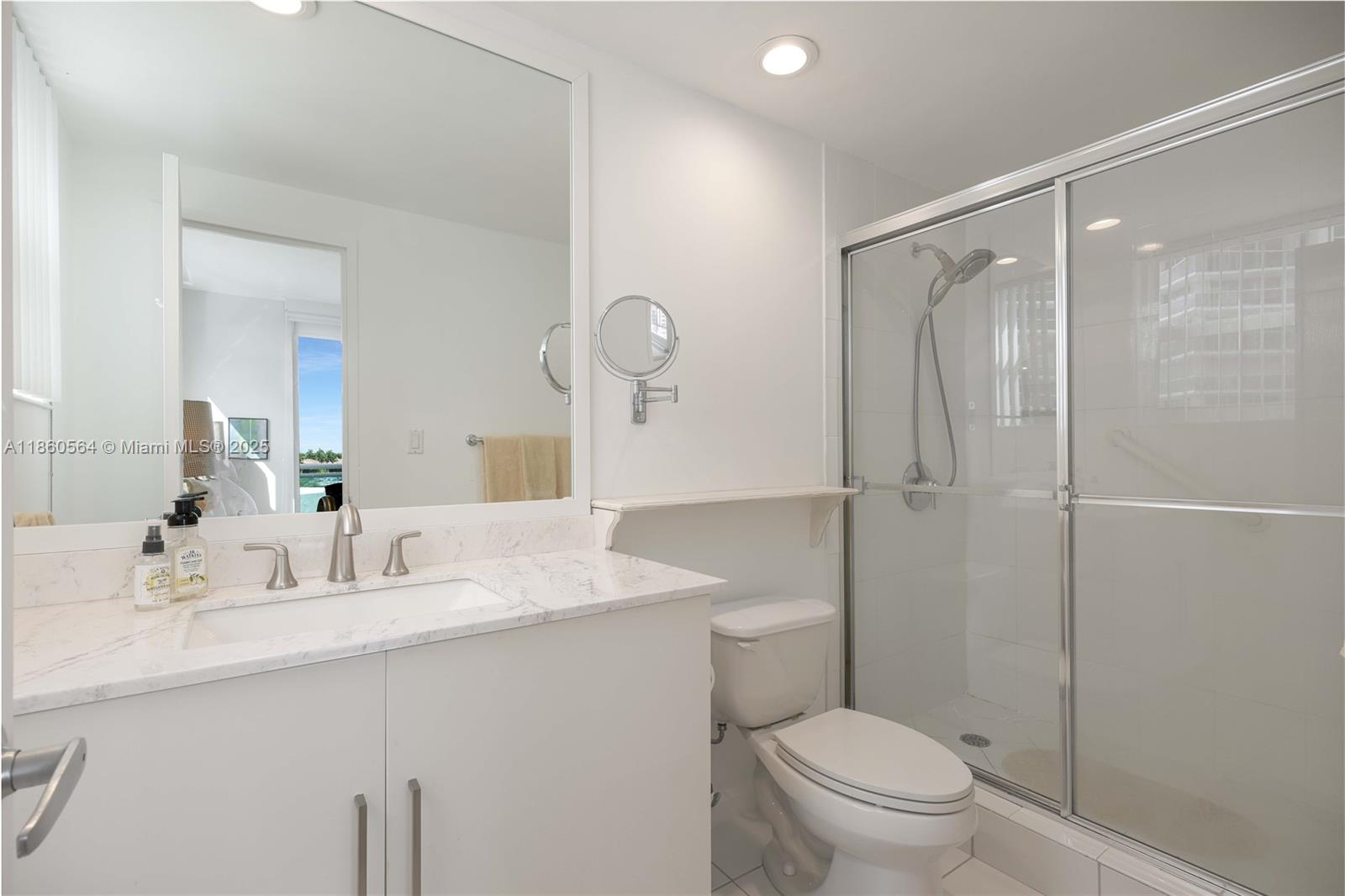 Photo of 3001 Ocean Dr  #443, Hollywood, Florida, 33019 - 